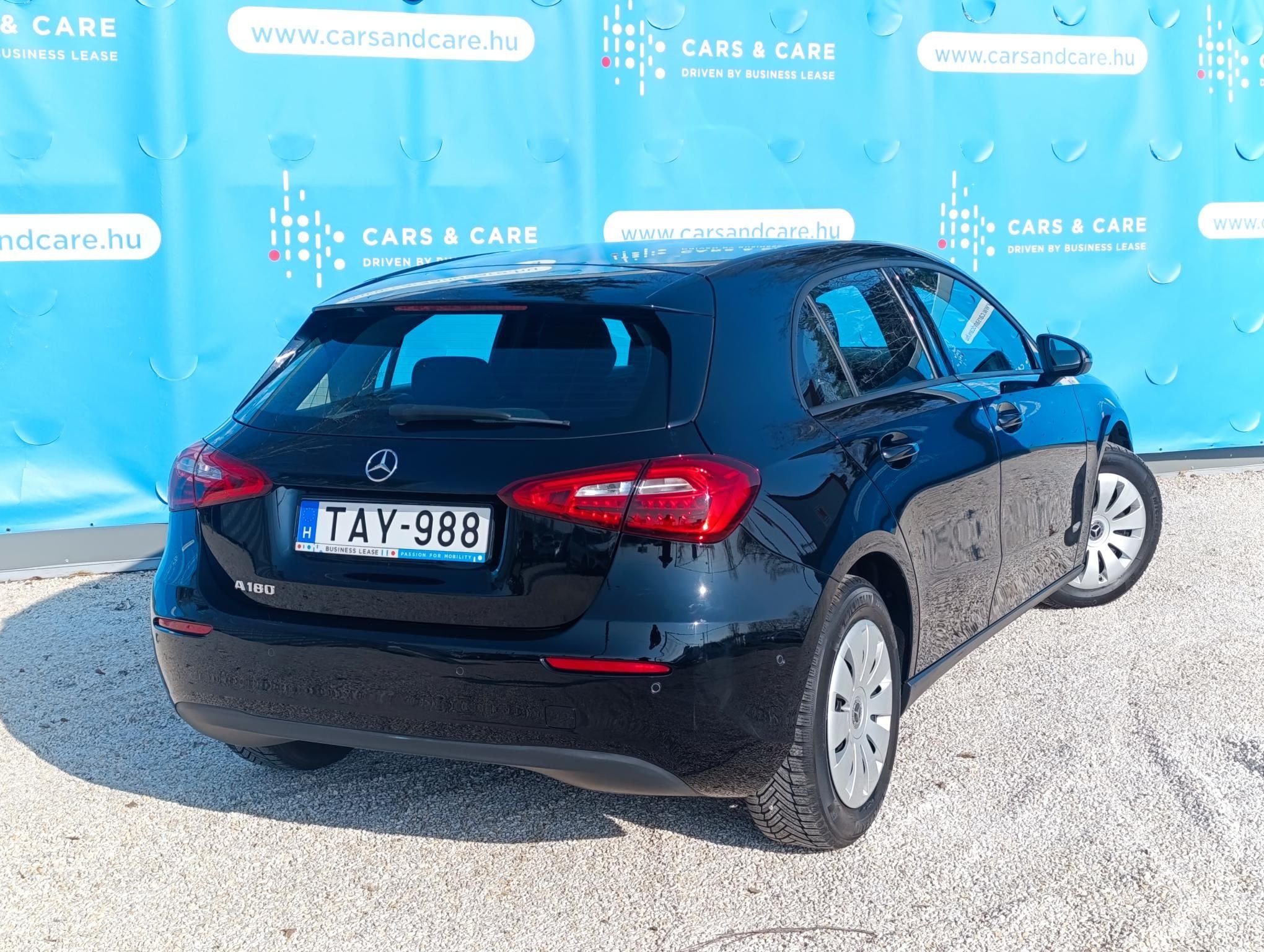 MERCEDES-BENZ A 180