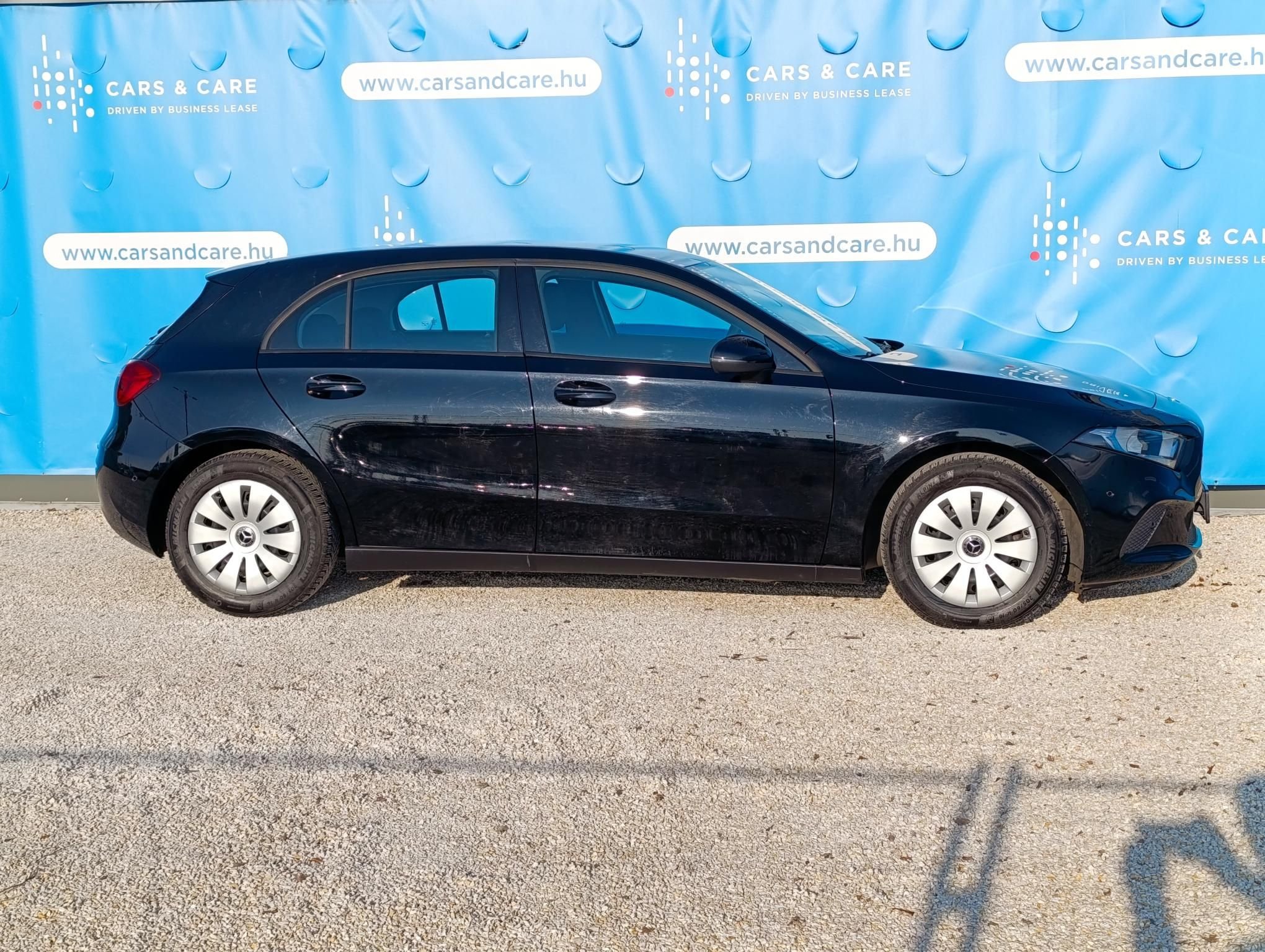 MERCEDES-BENZ A 180