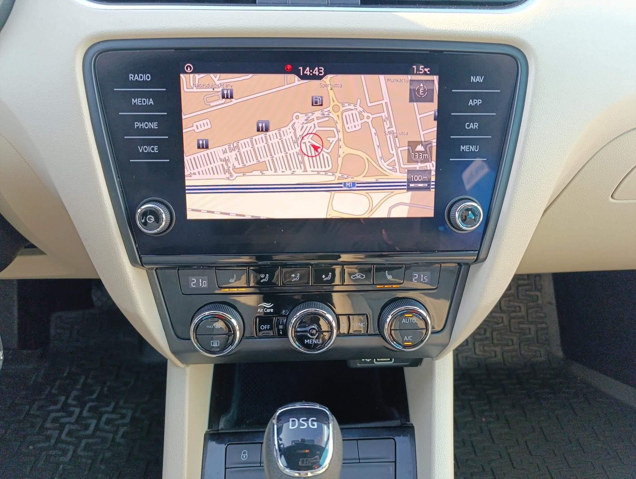 SKODA OCTAVIA
