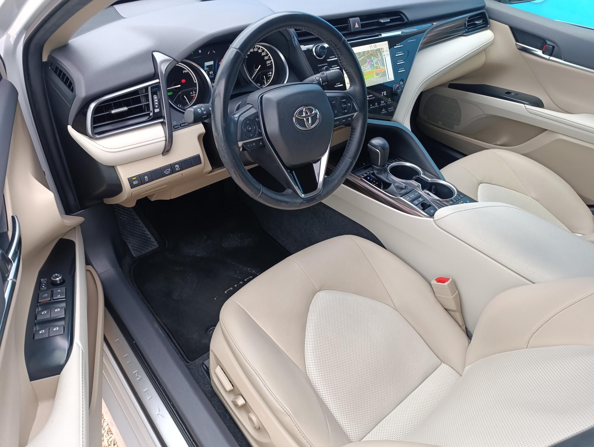 TOYOTA CAMRY