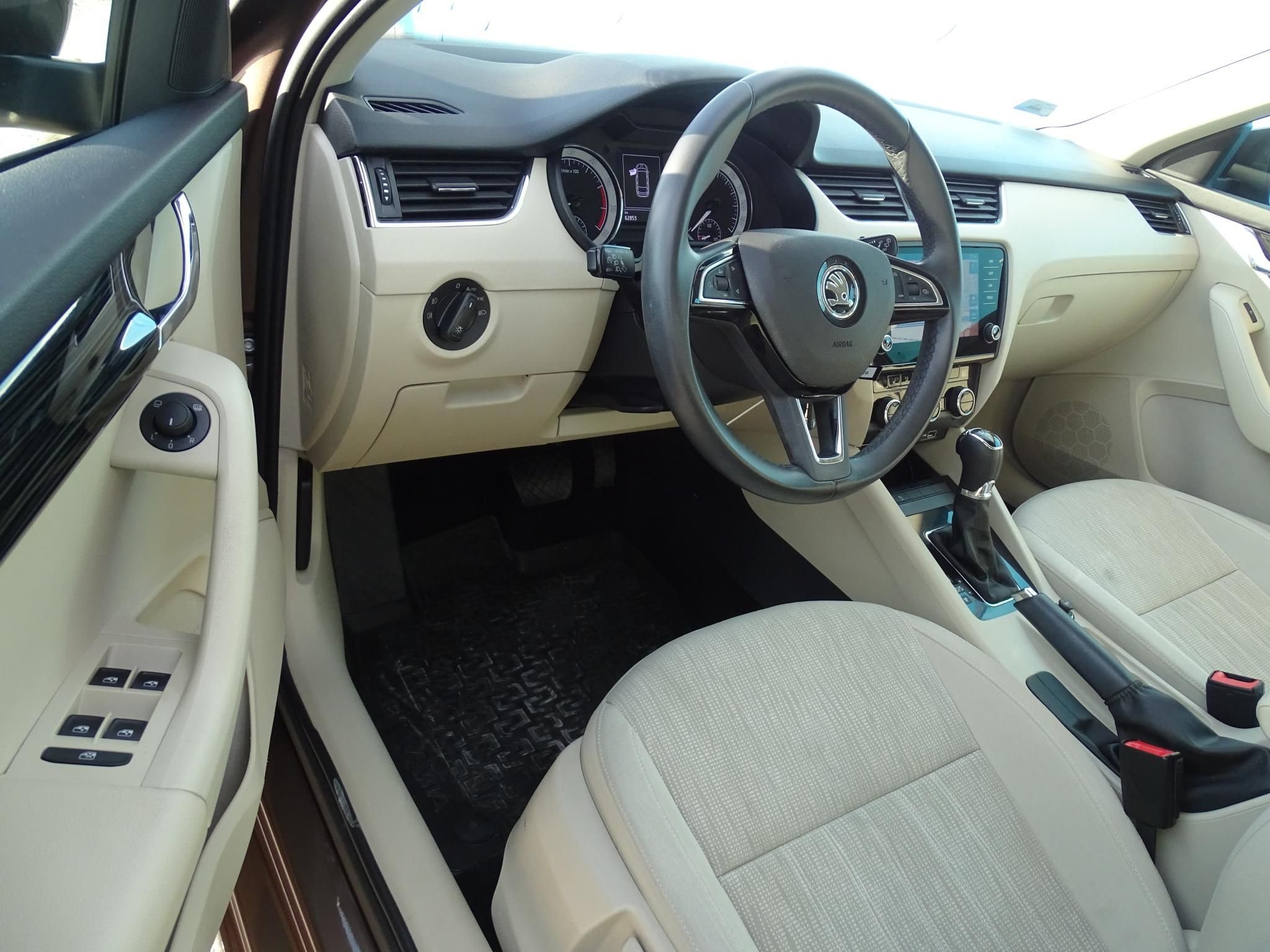 SKODA OCTAVIA