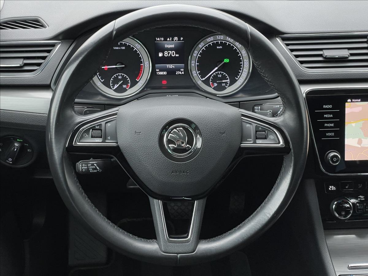 Škoda Superb