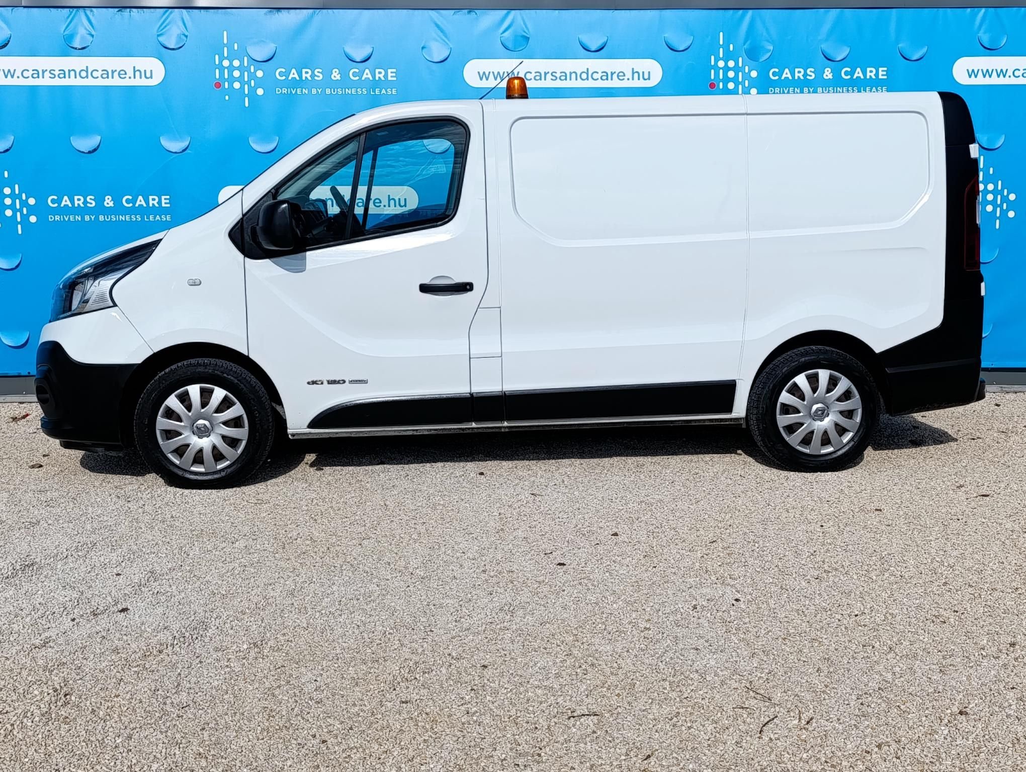 RENAULT TRAFIC