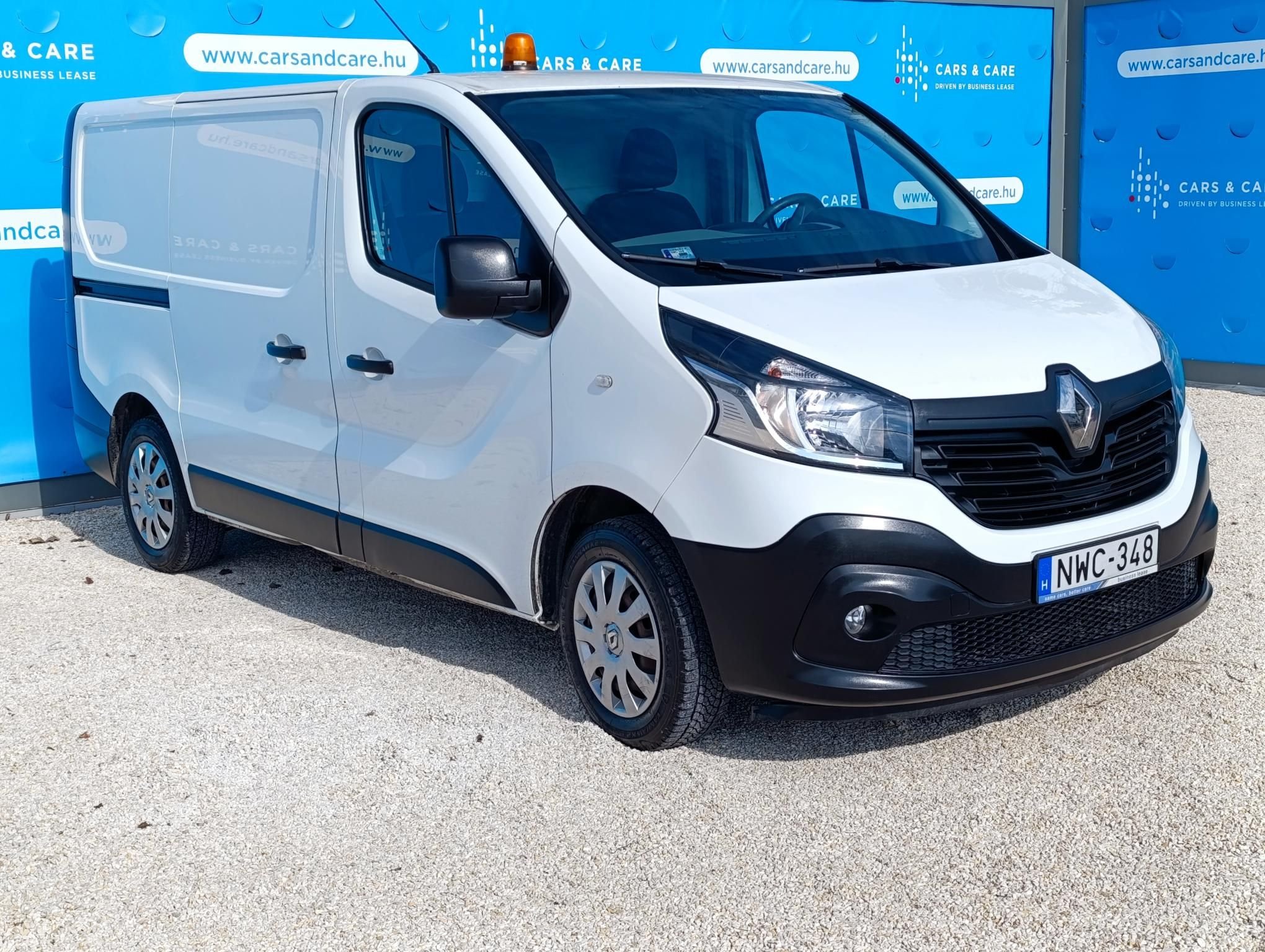 RENAULT TRAFIC