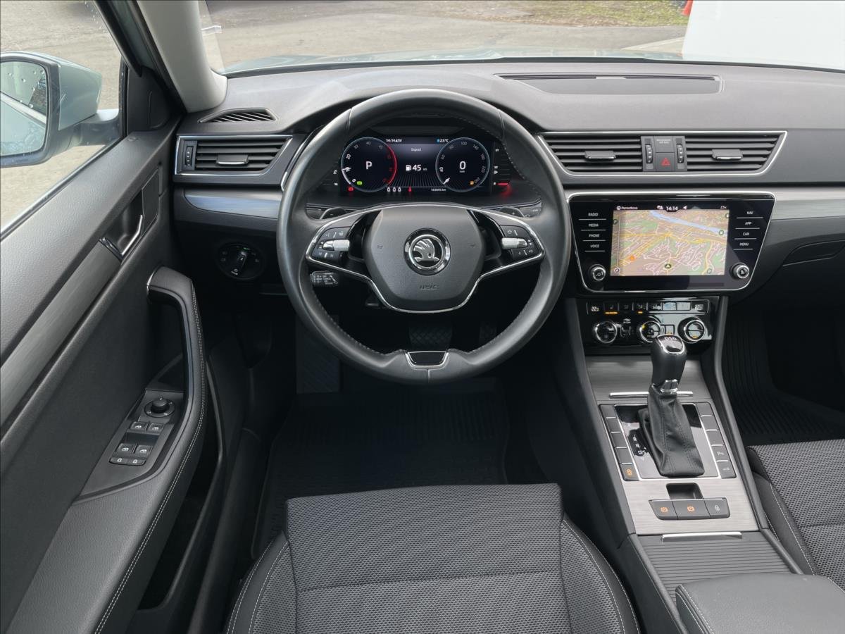 Škoda Superb