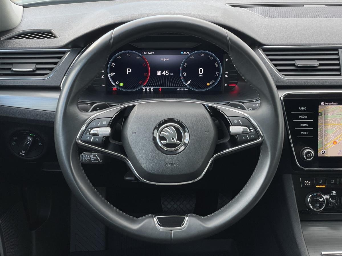 Škoda Superb
