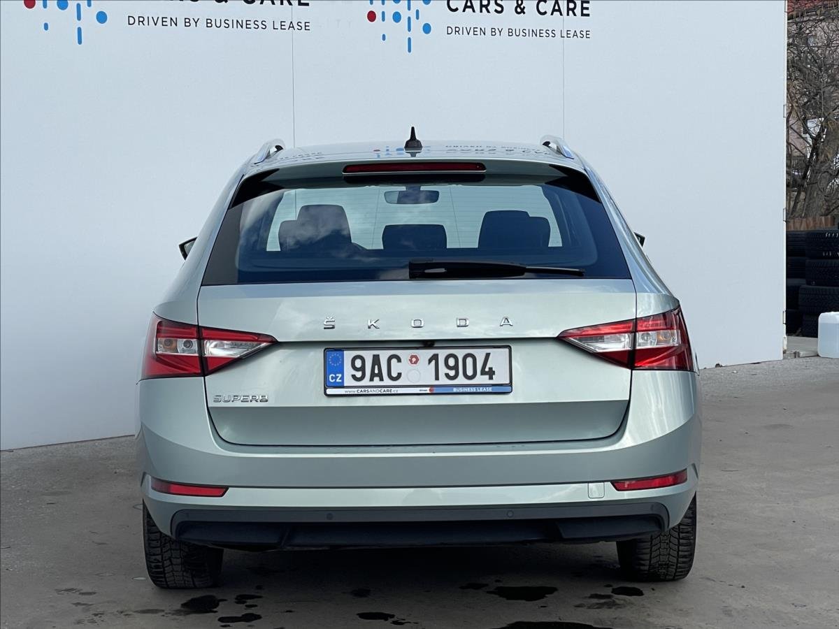 Škoda Superb