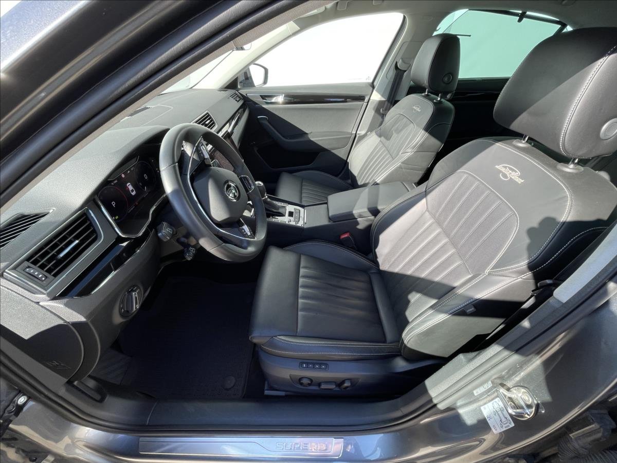 Škoda Superb