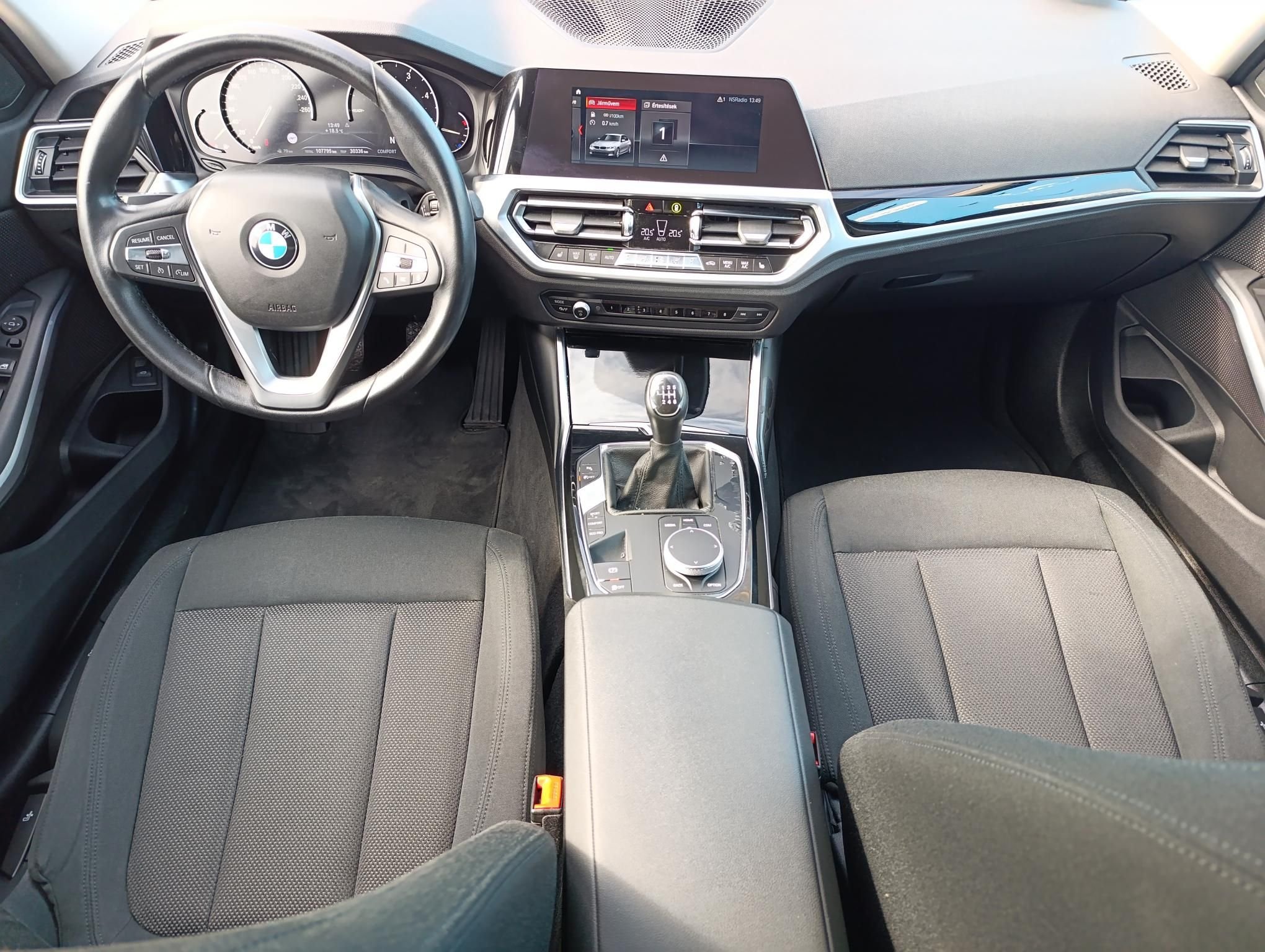 BMW 320