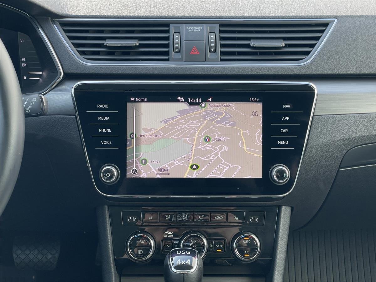 Škoda Superb