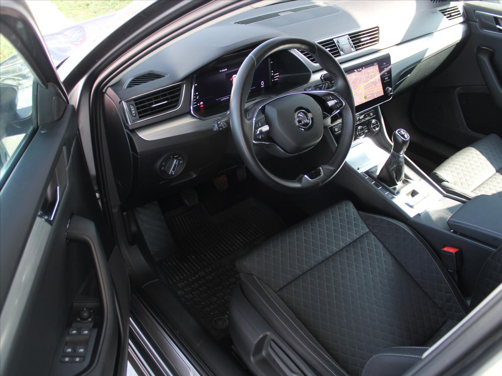 Škoda Superb