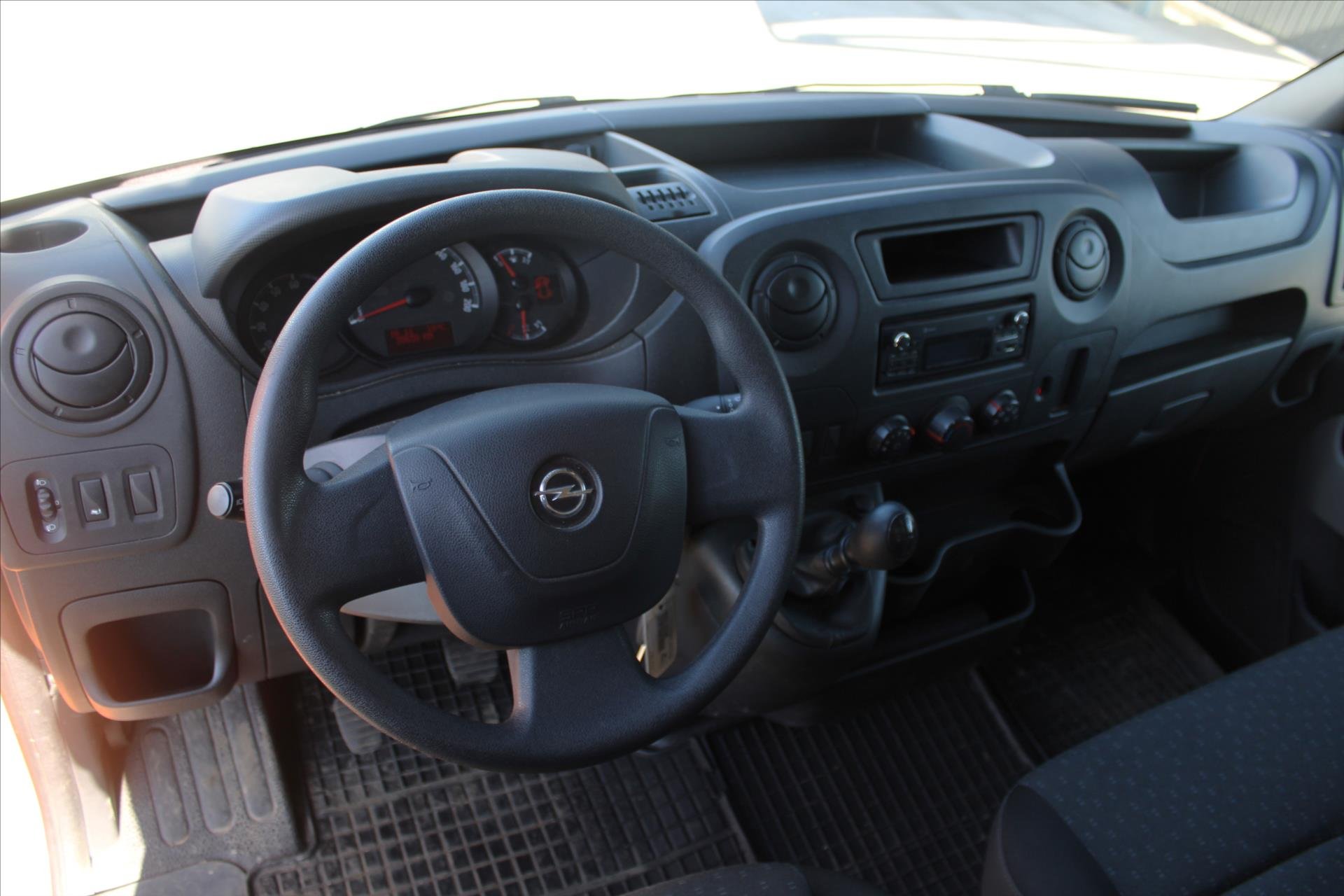 Opel Movano
