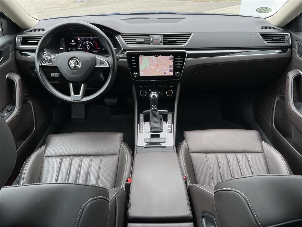 Škoda Superb