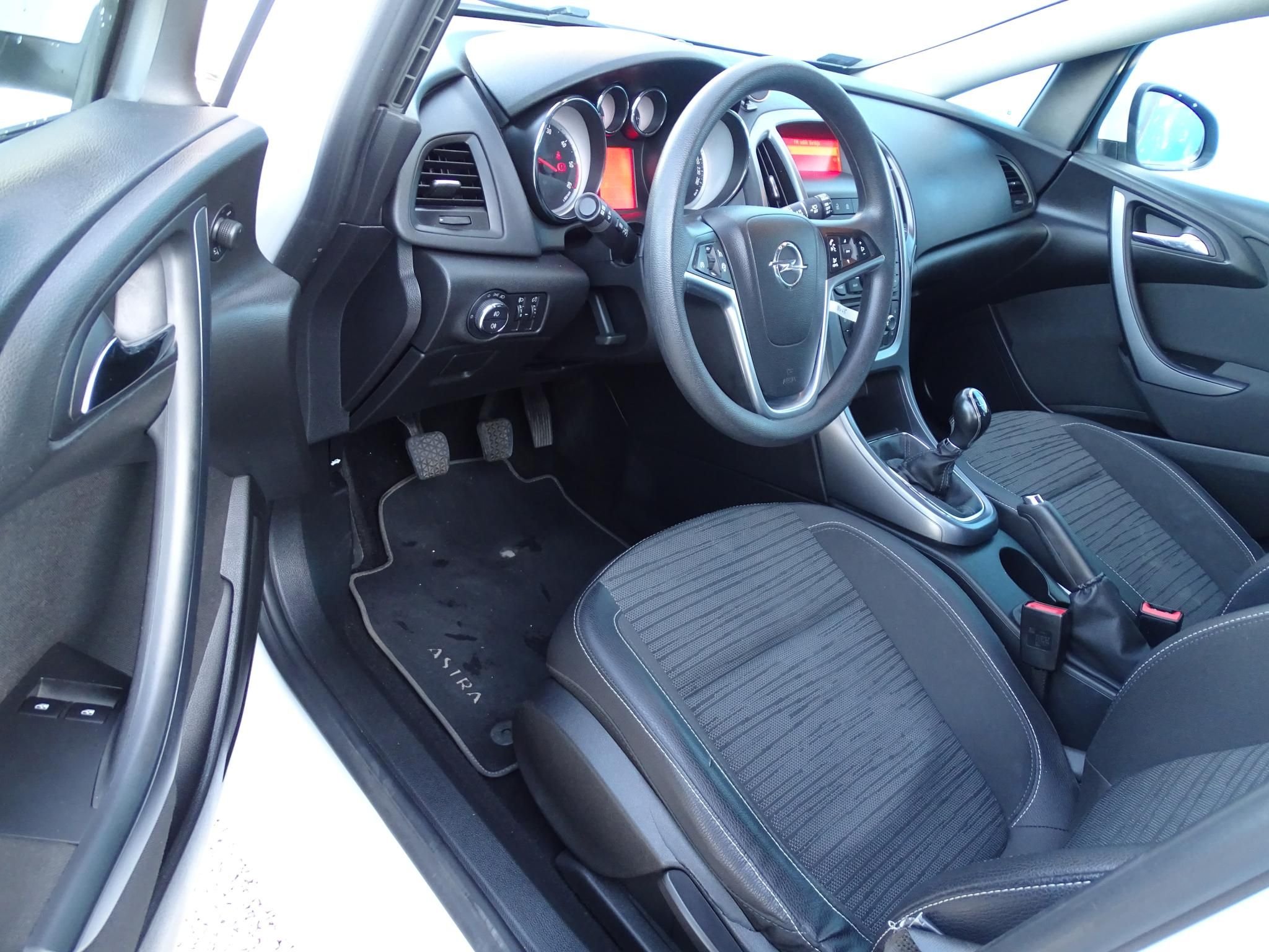 OPEL ASTRA J