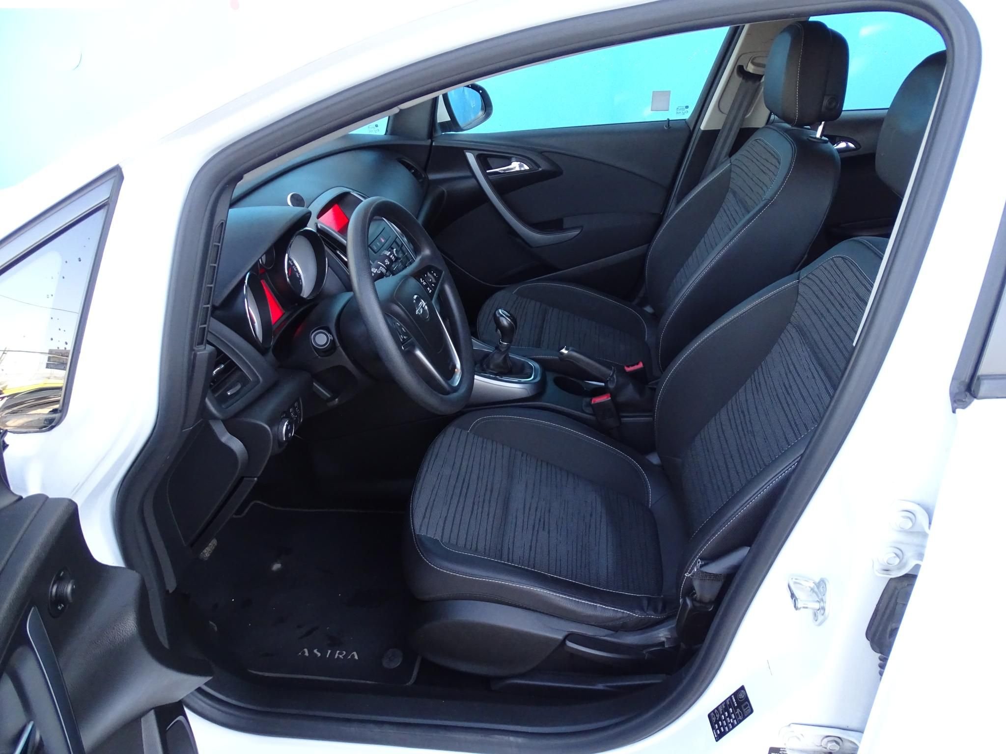 OPEL ASTRA J