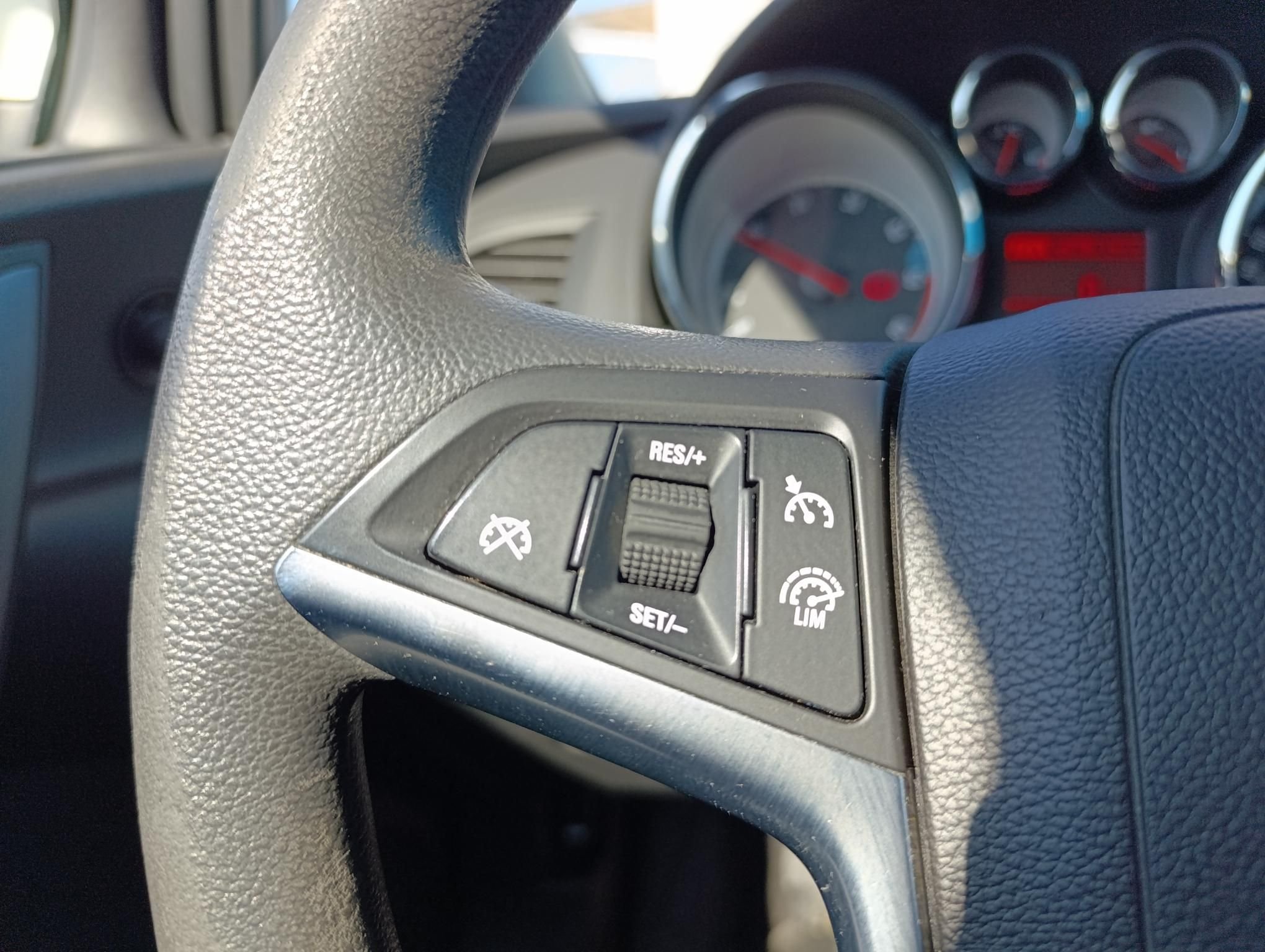 OPEL ASTRA J