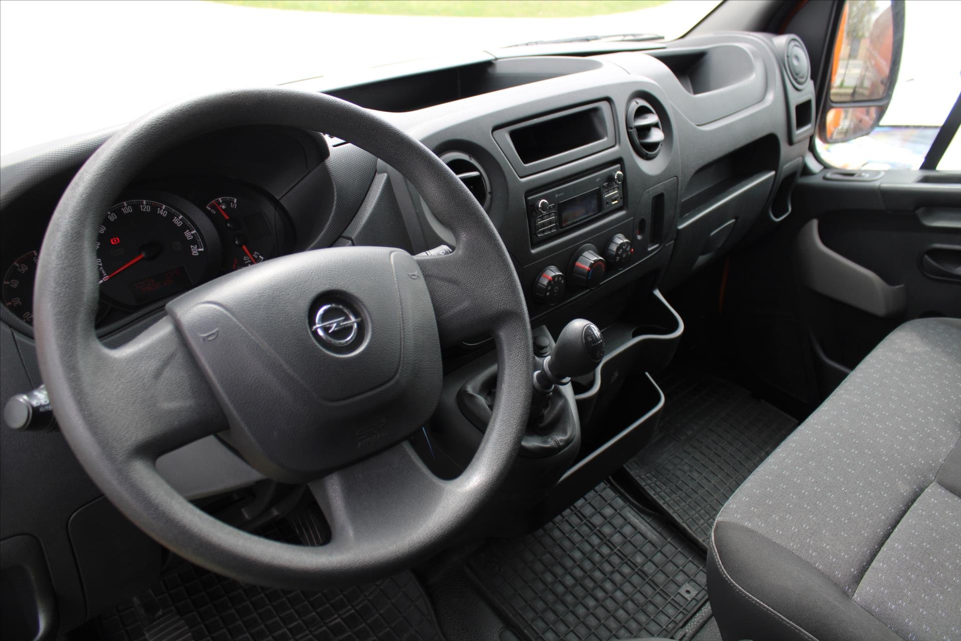 Opel Movano