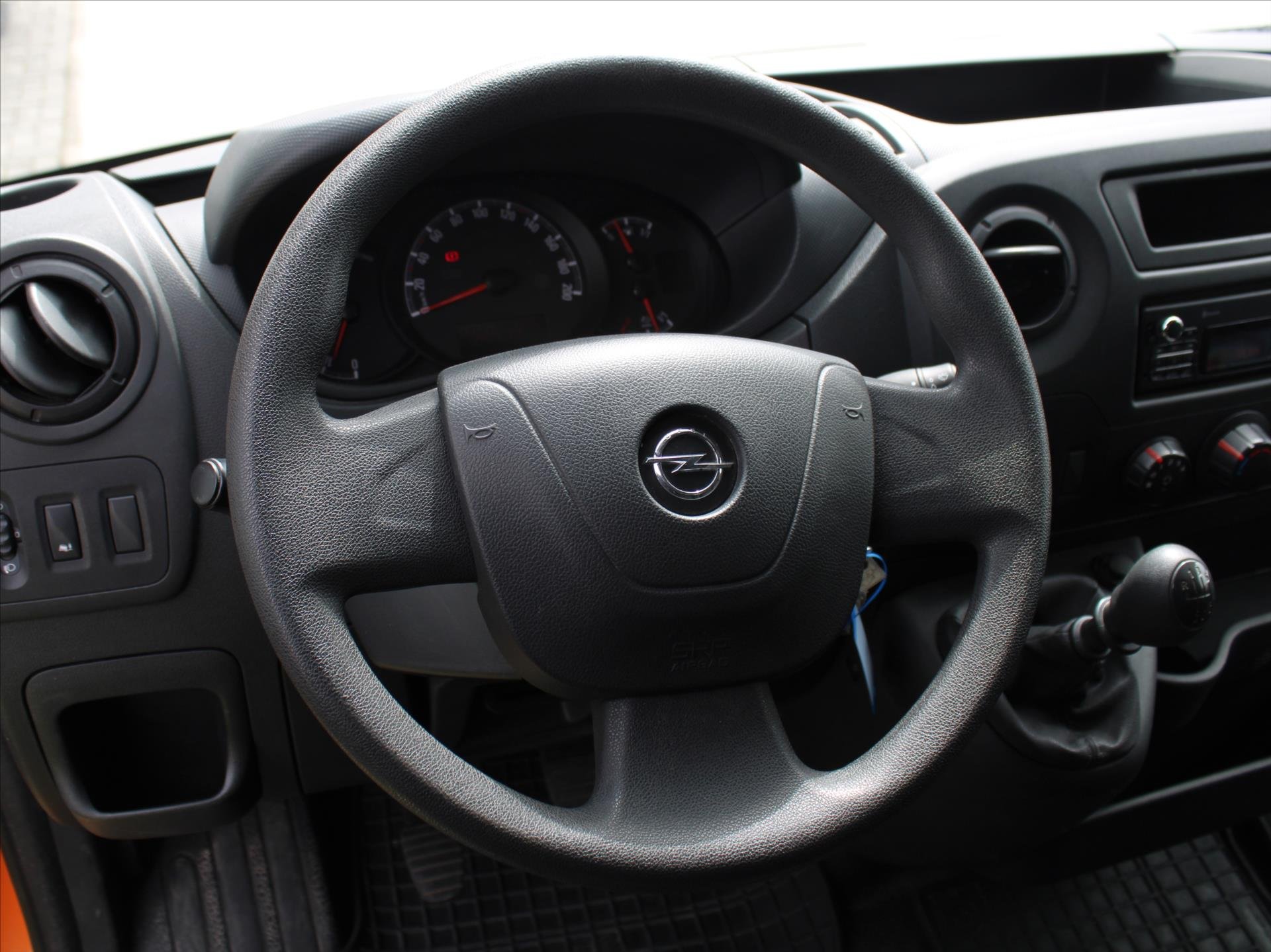 Opel Movano