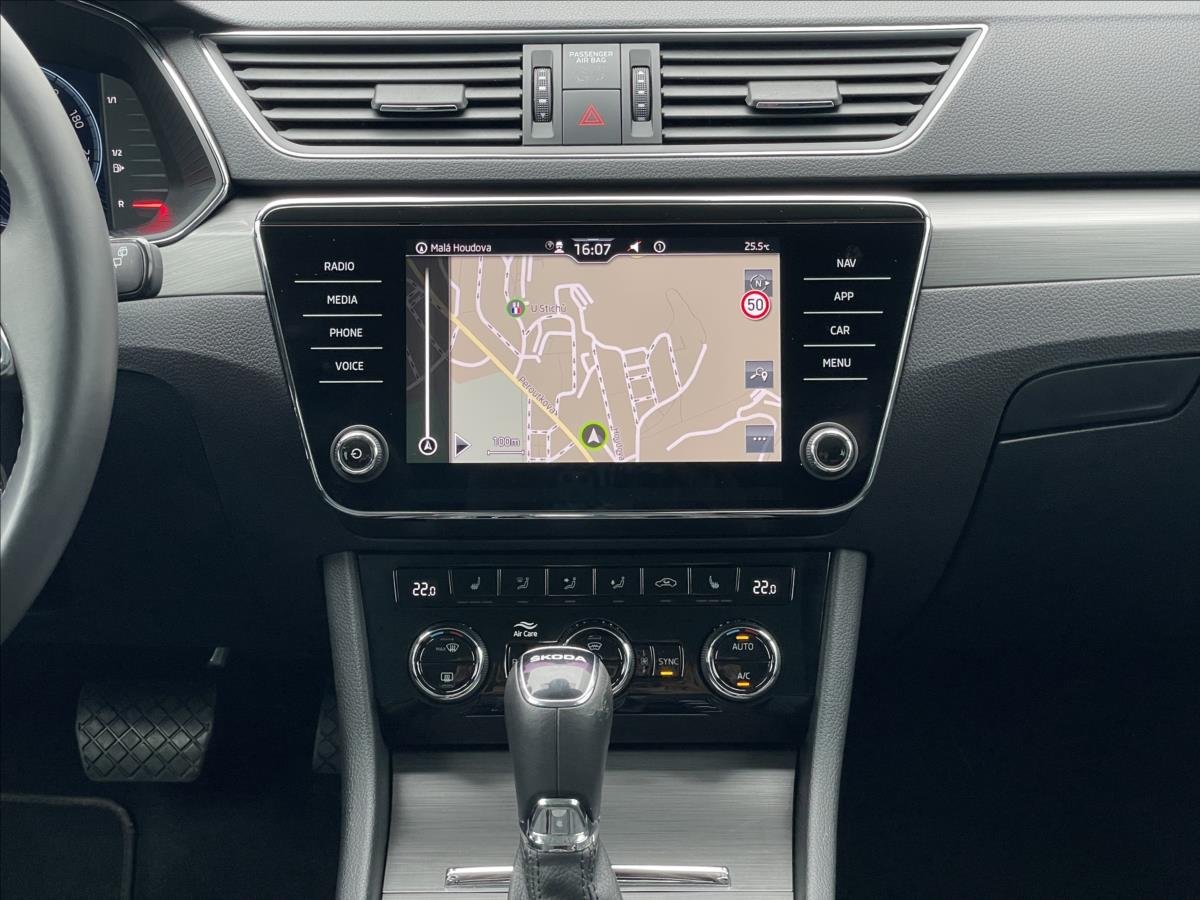 Škoda Superb