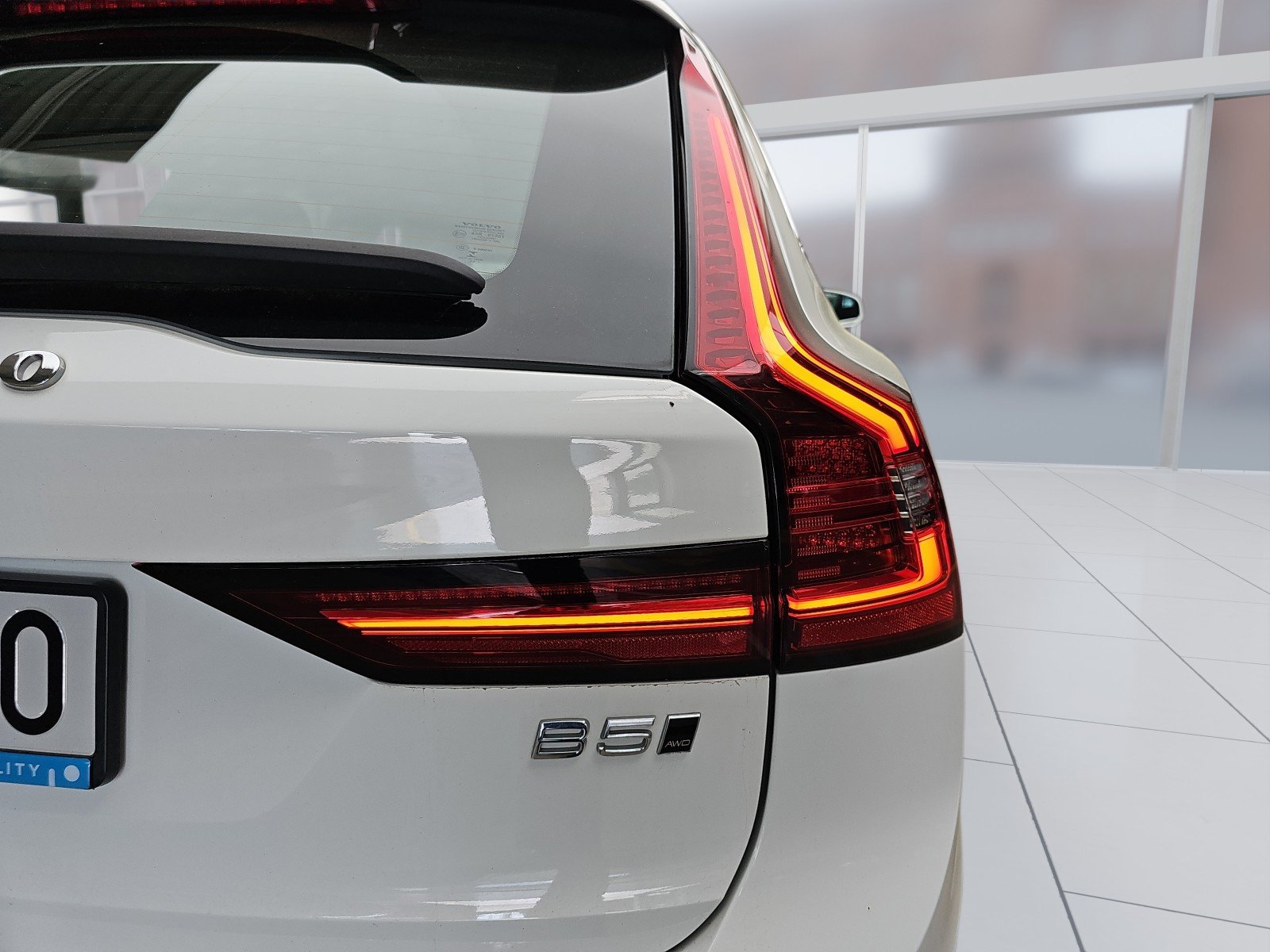 Volvo V90