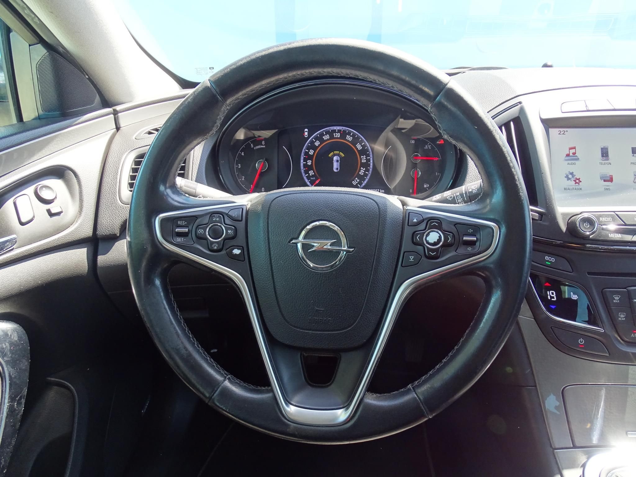 OPEL INSIGNIA