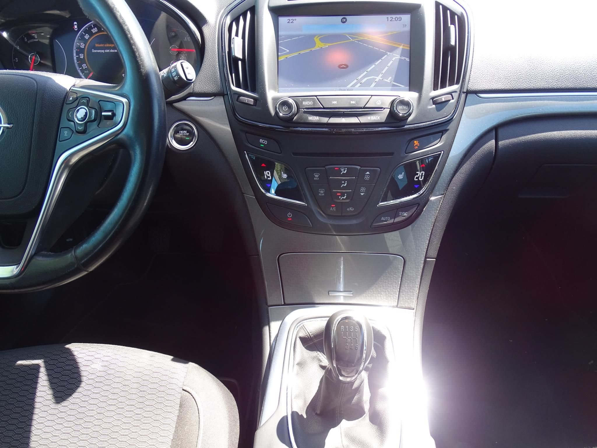 OPEL INSIGNIA