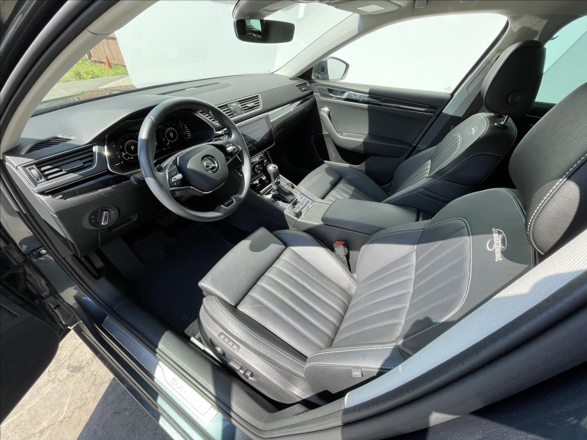 Škoda Superb