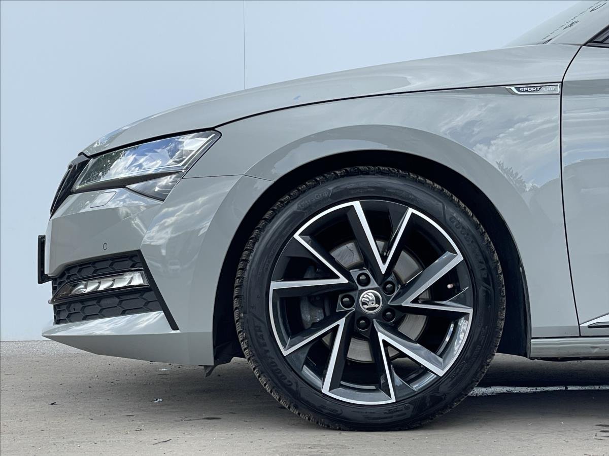 Škoda Superb