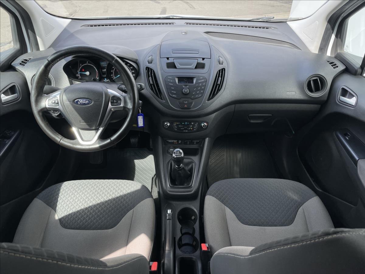 Ford Tourneo Courier