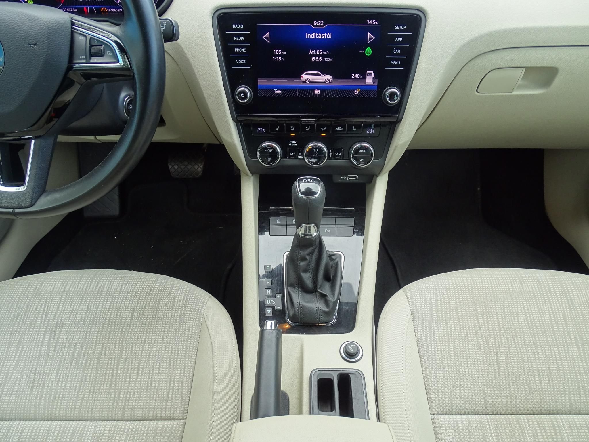 SKODA OCTAVIA