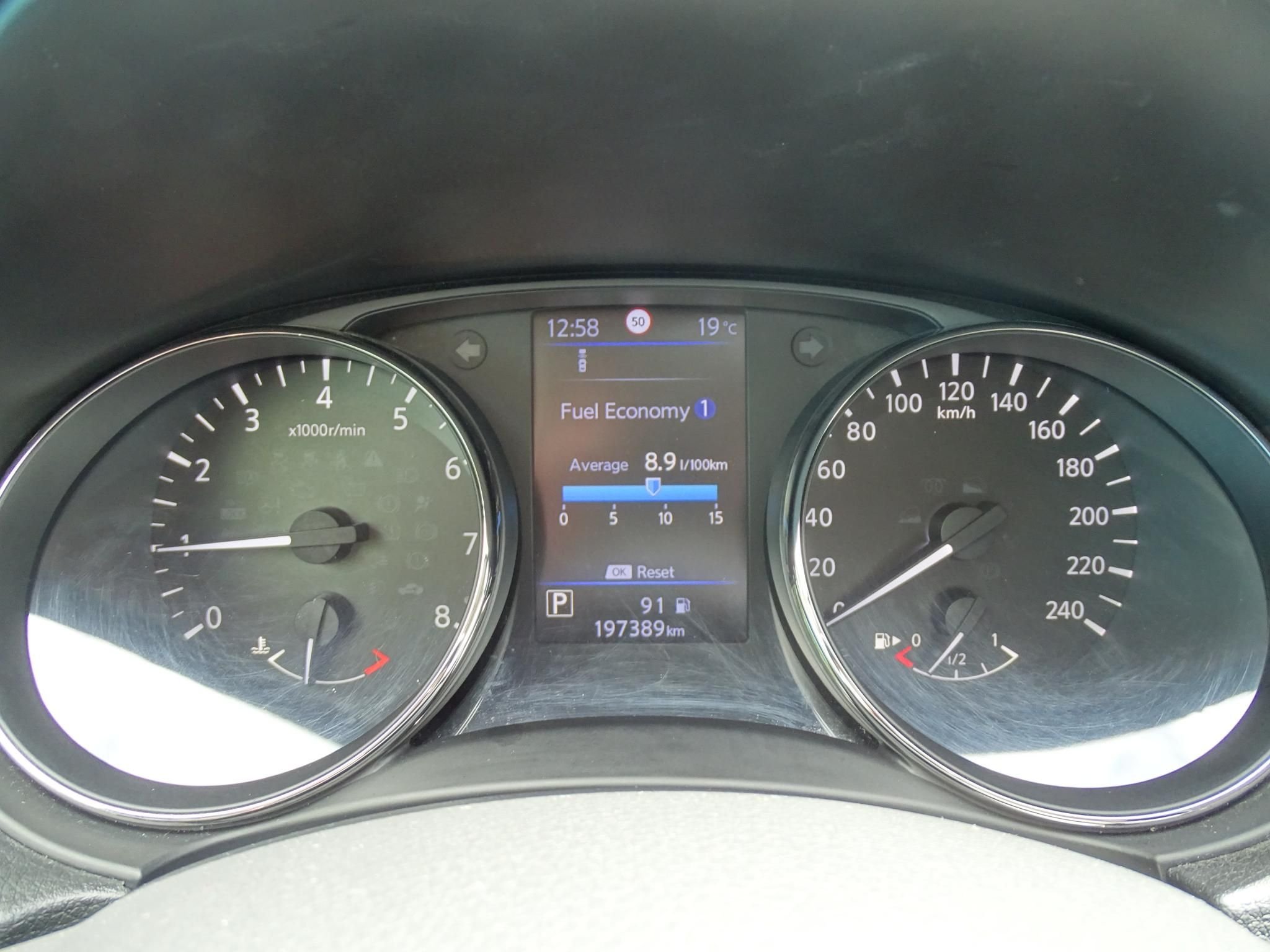 NISSAN X-TRAIL