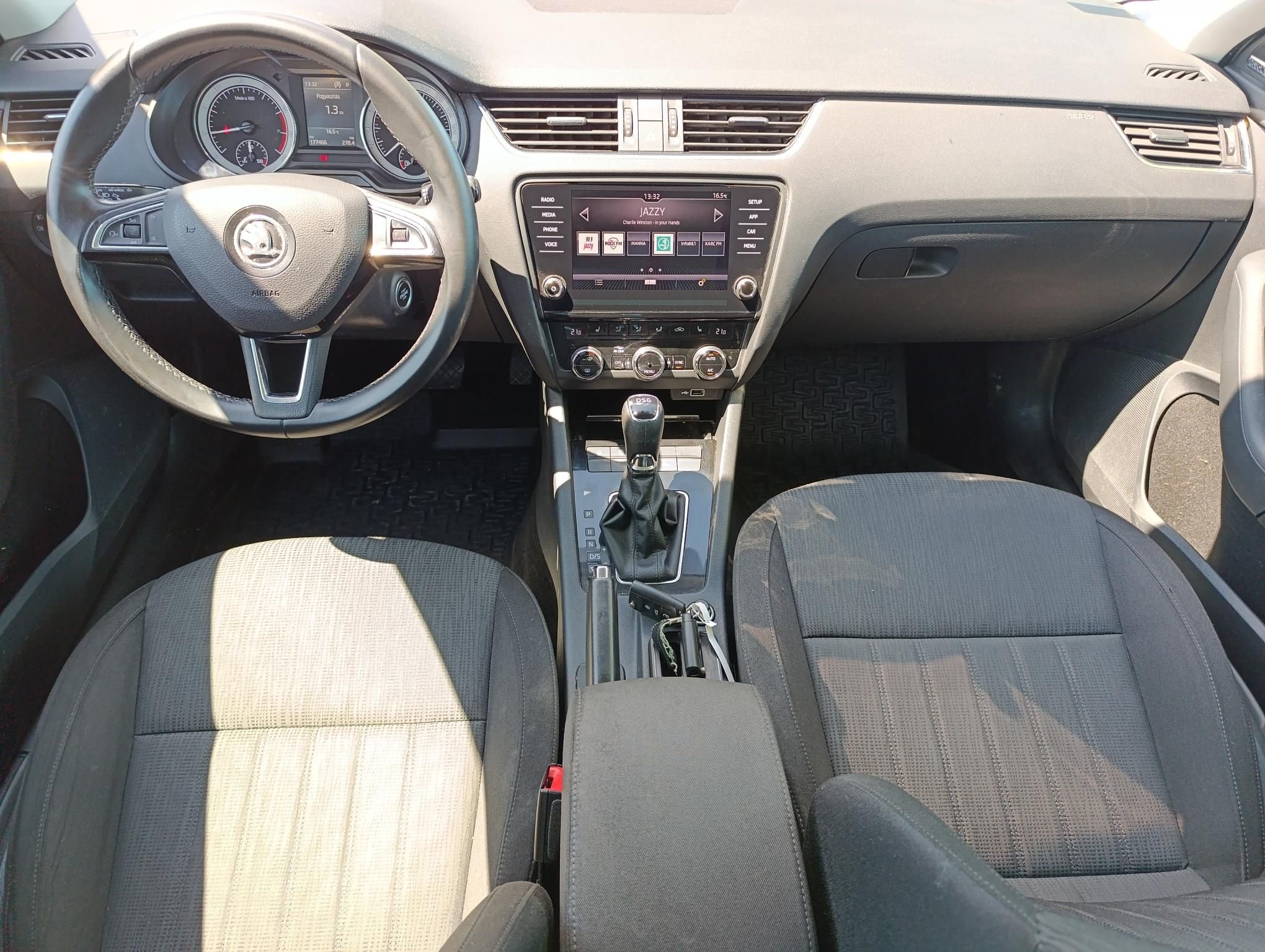 SKODA OCTAVIA