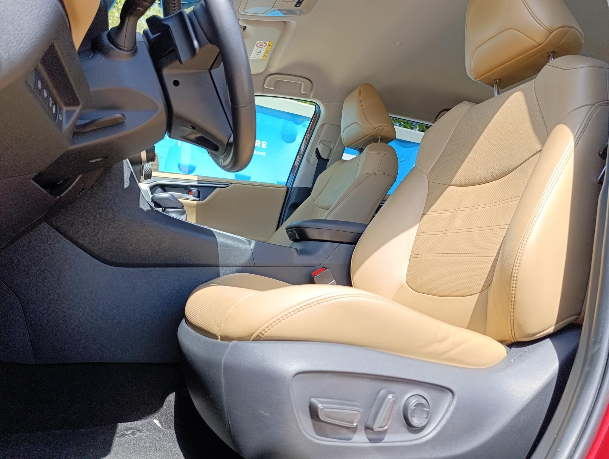 TOYOTA RAV 4