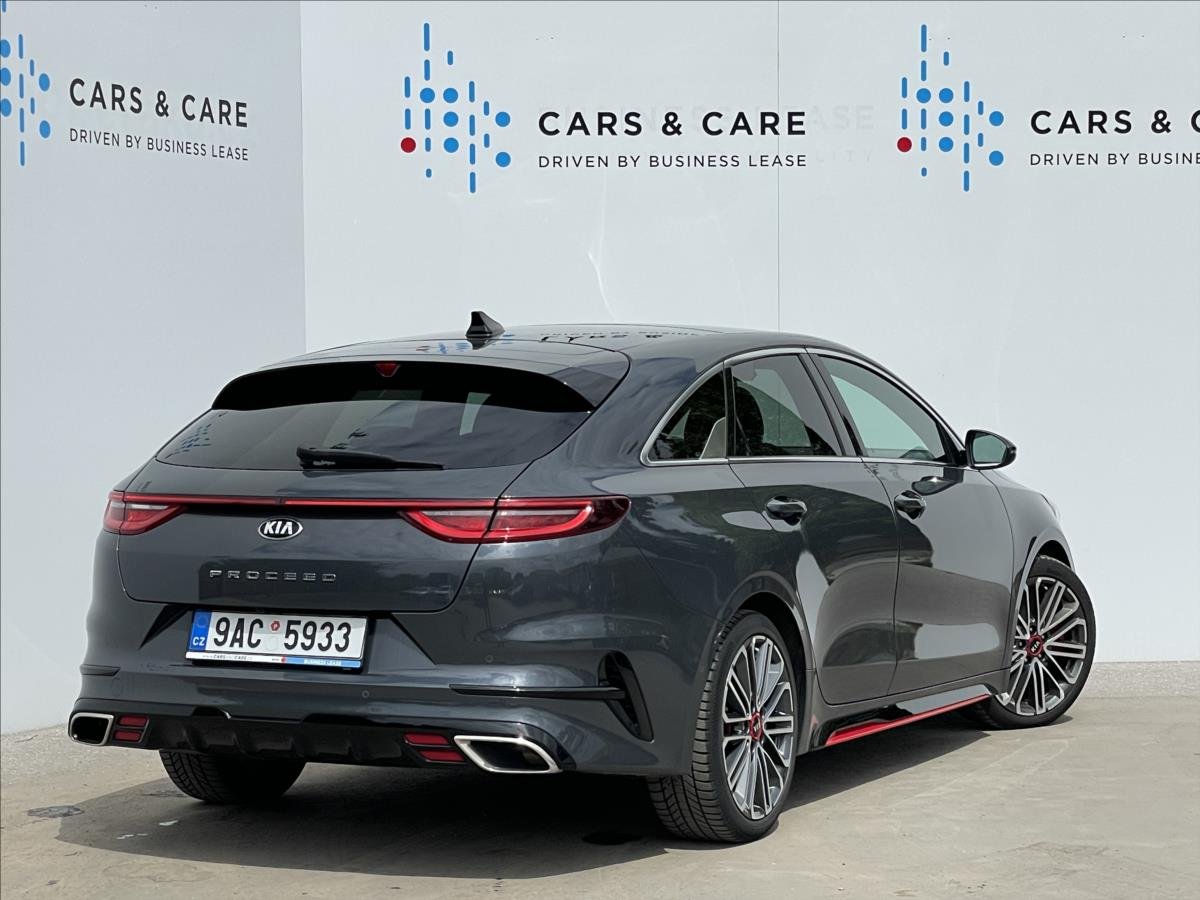 Kia ProCeed