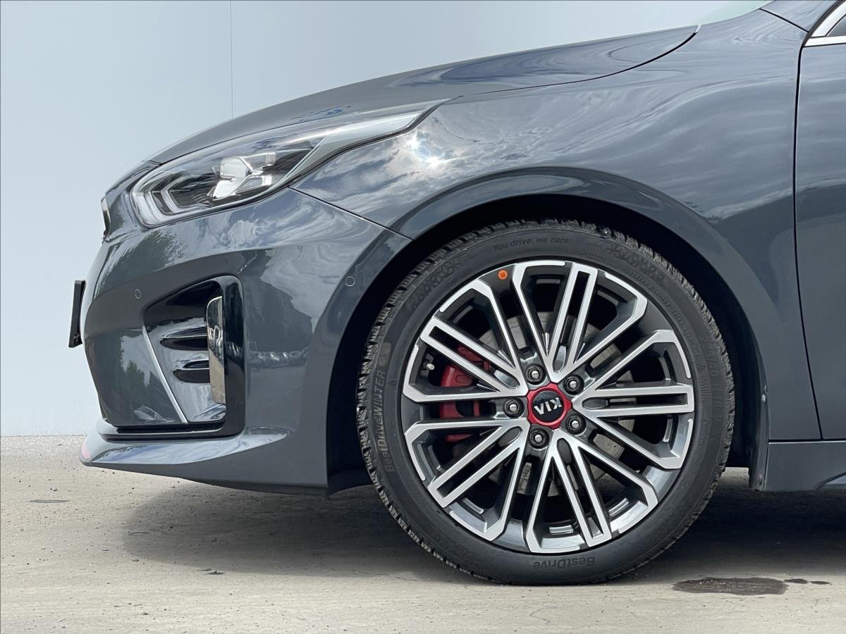 Kia ProCeed