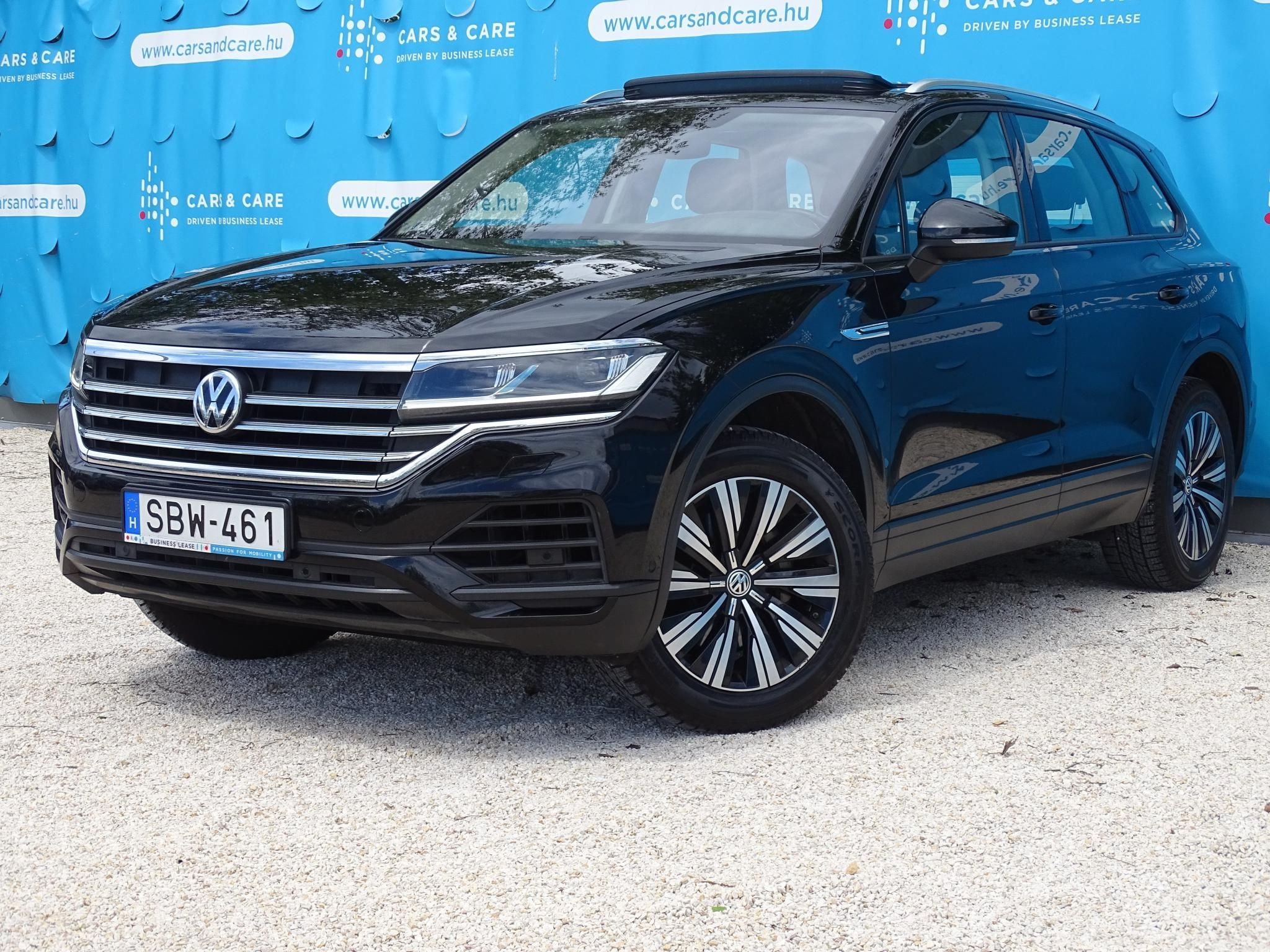 VOLKSWAGEN TOUAREG