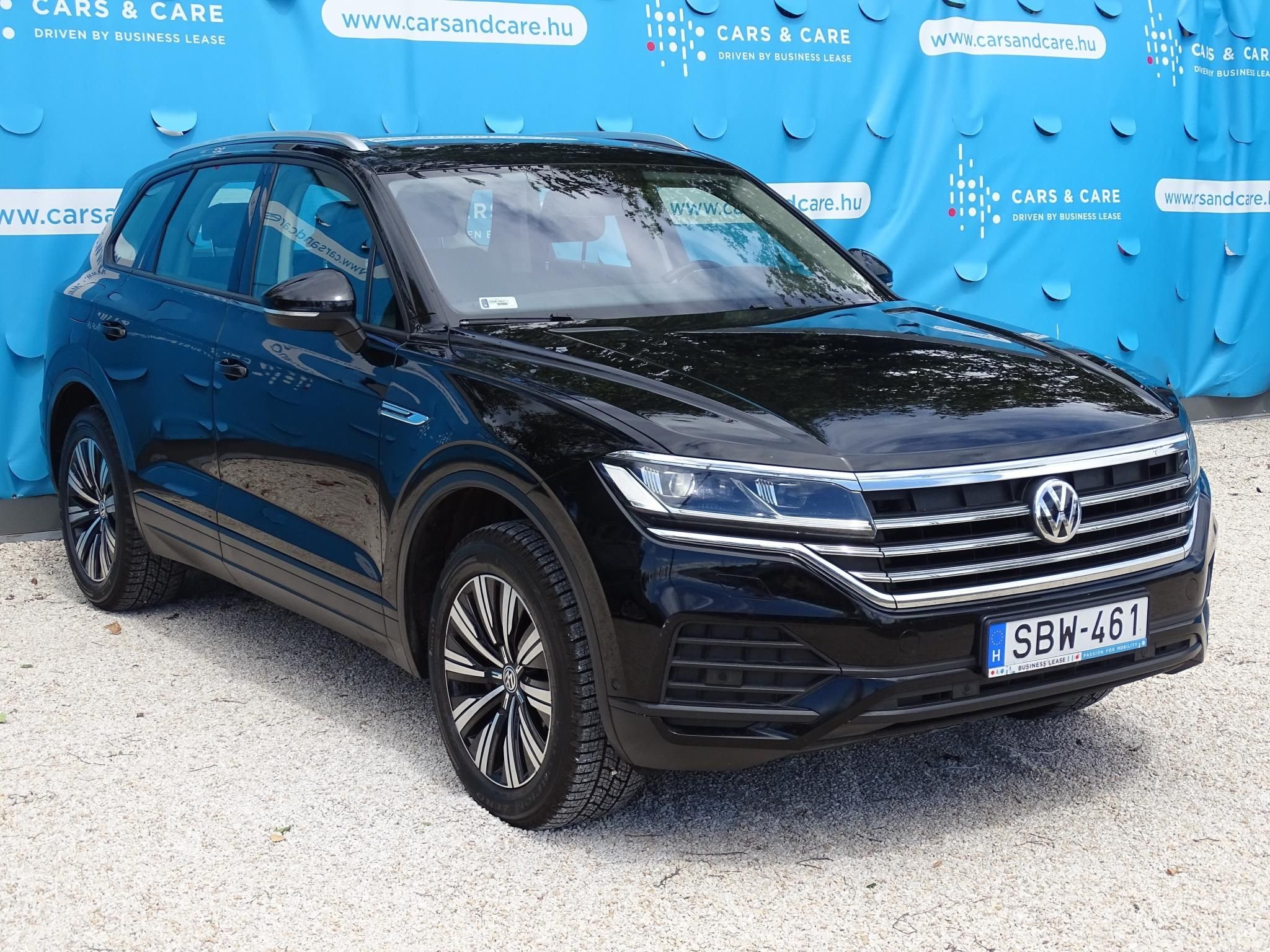 VOLKSWAGEN TOUAREG