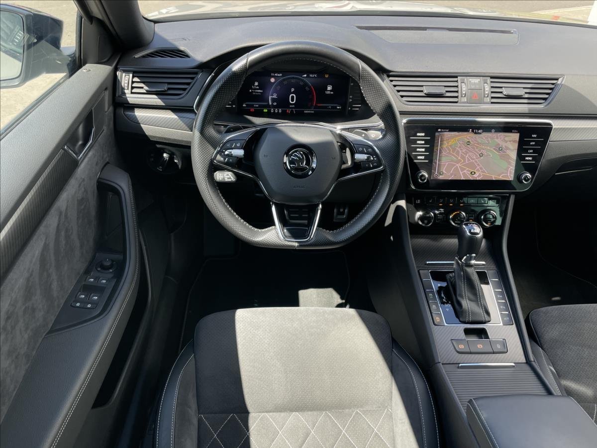 Škoda Superb