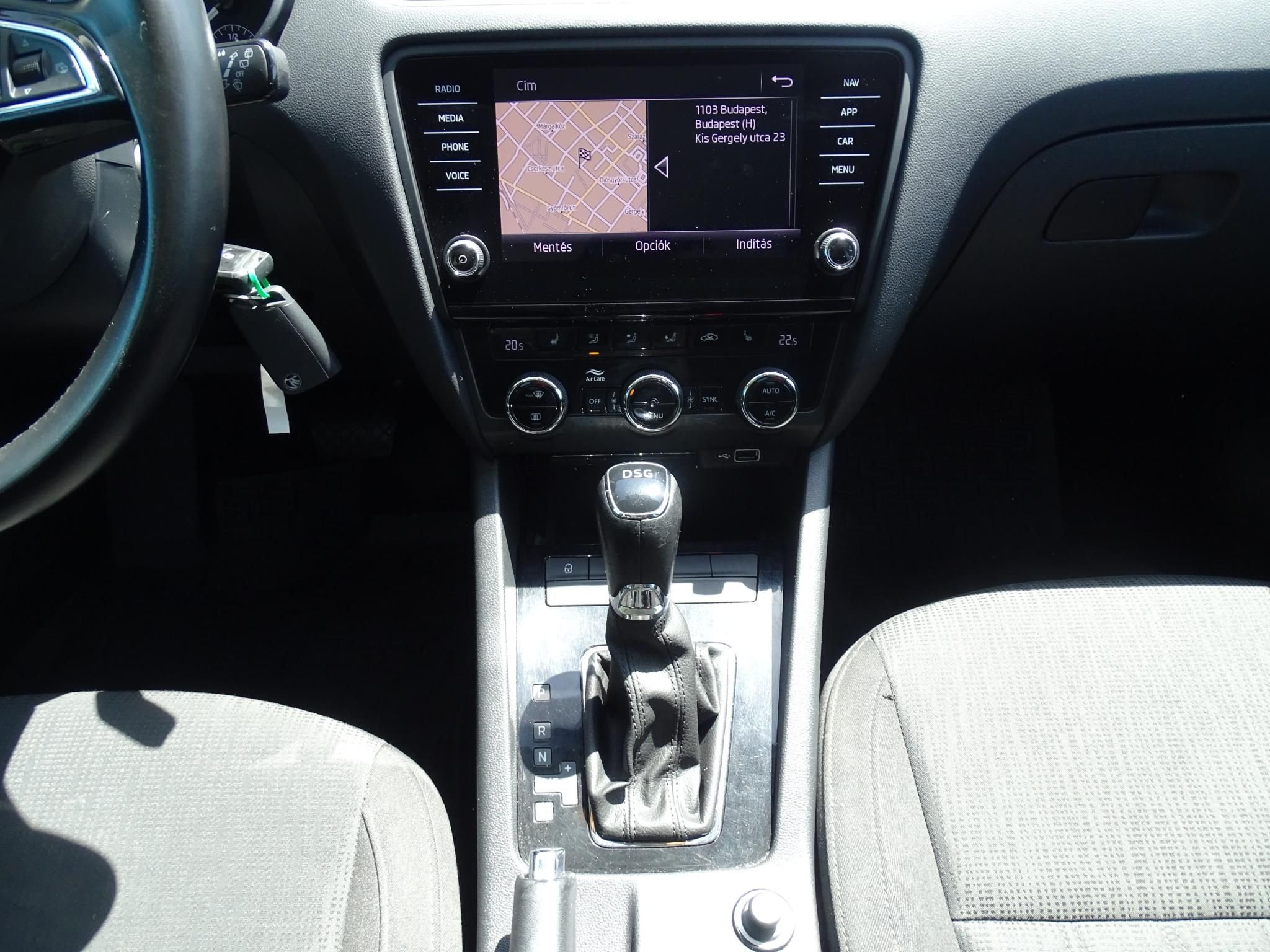 SKODA OCTAVIA
