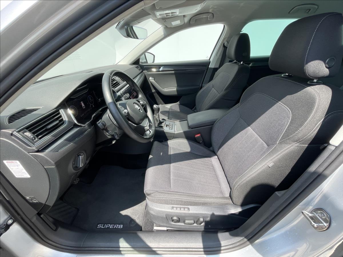 Škoda Superb