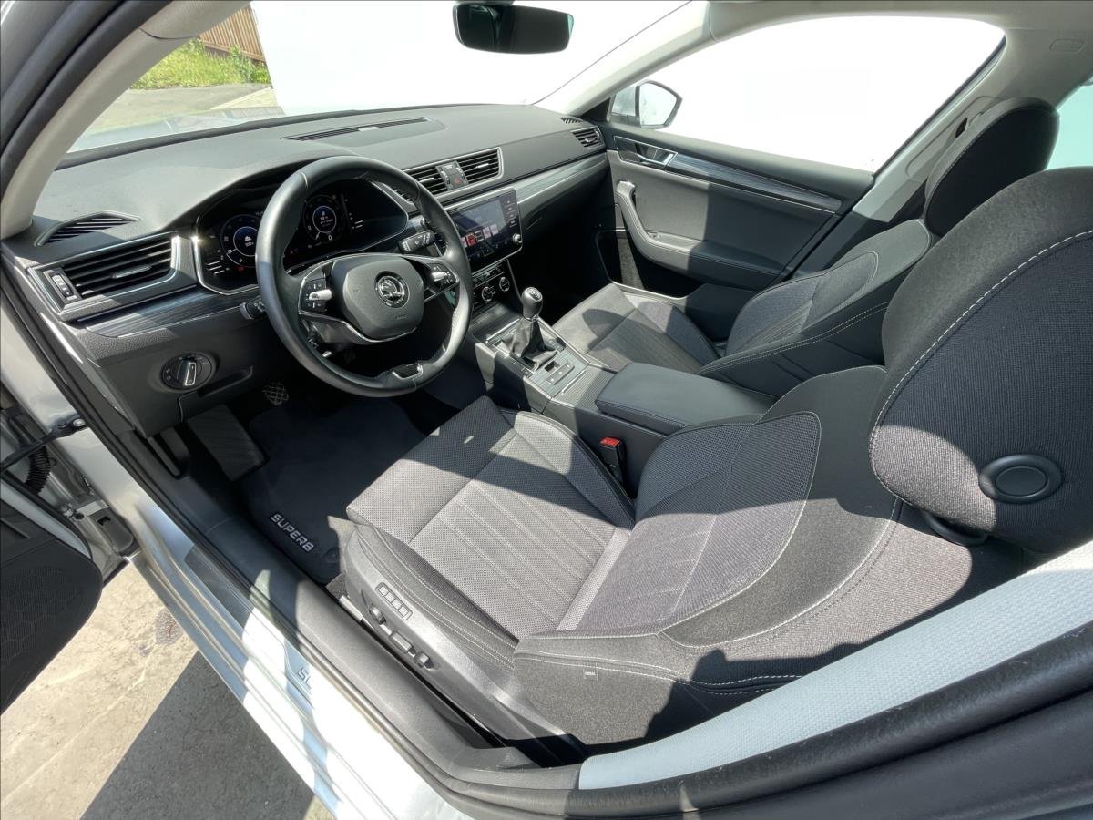 Škoda Superb