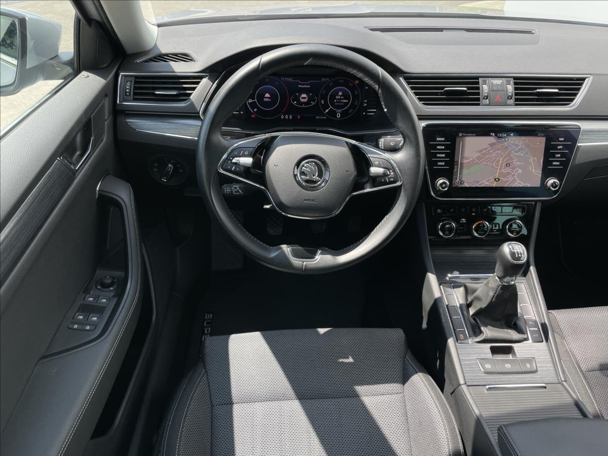 Škoda Superb