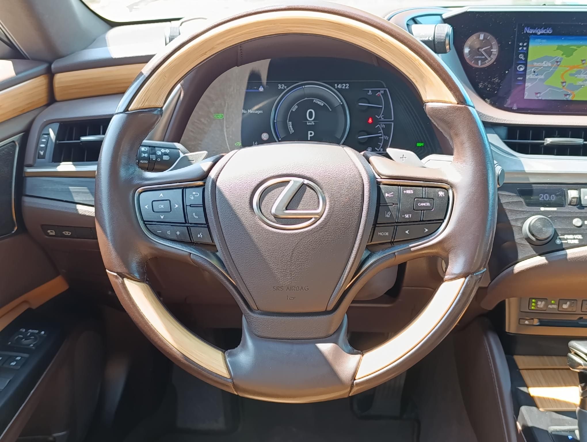 LEXUS ES