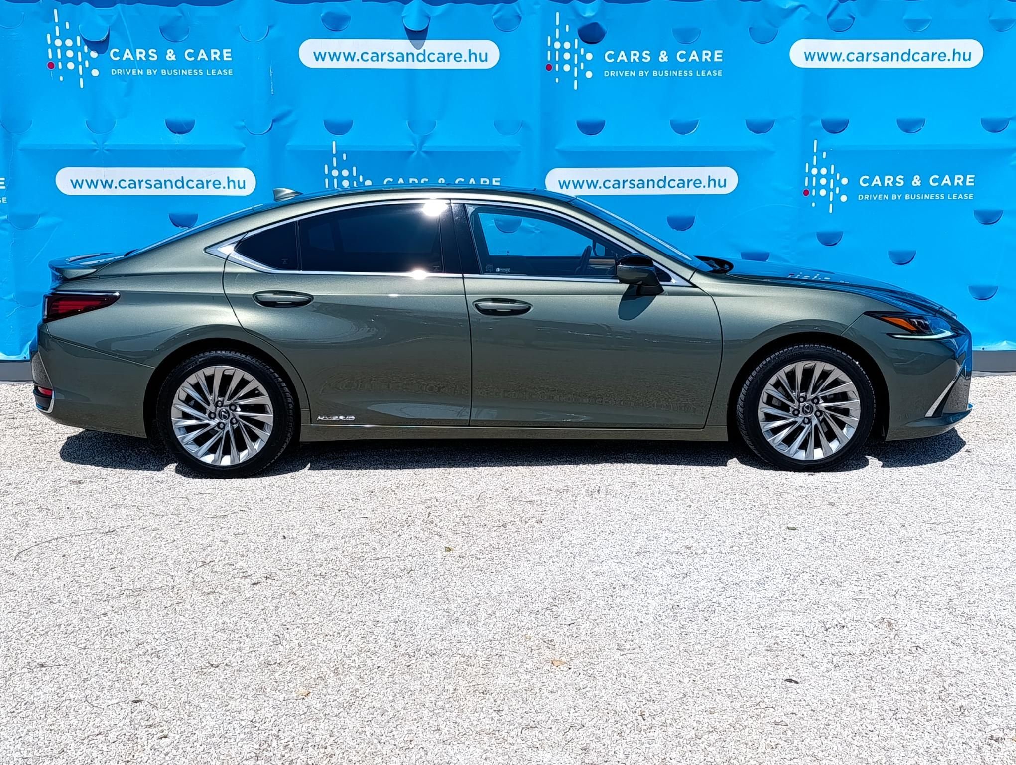 LEXUS ES