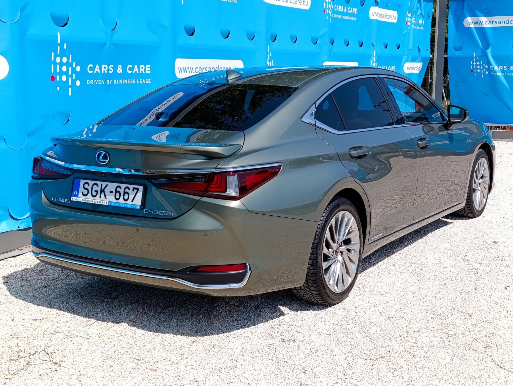 LEXUS ES