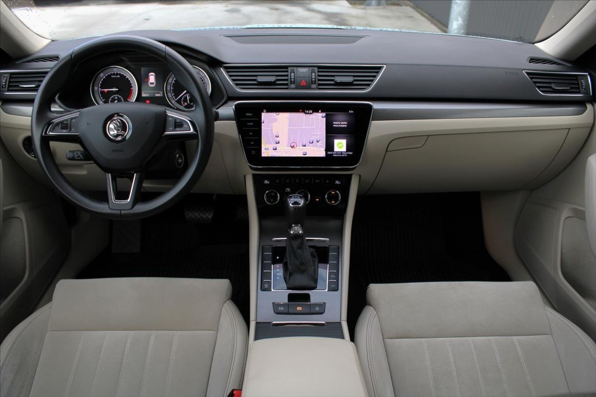 Škoda Superb
