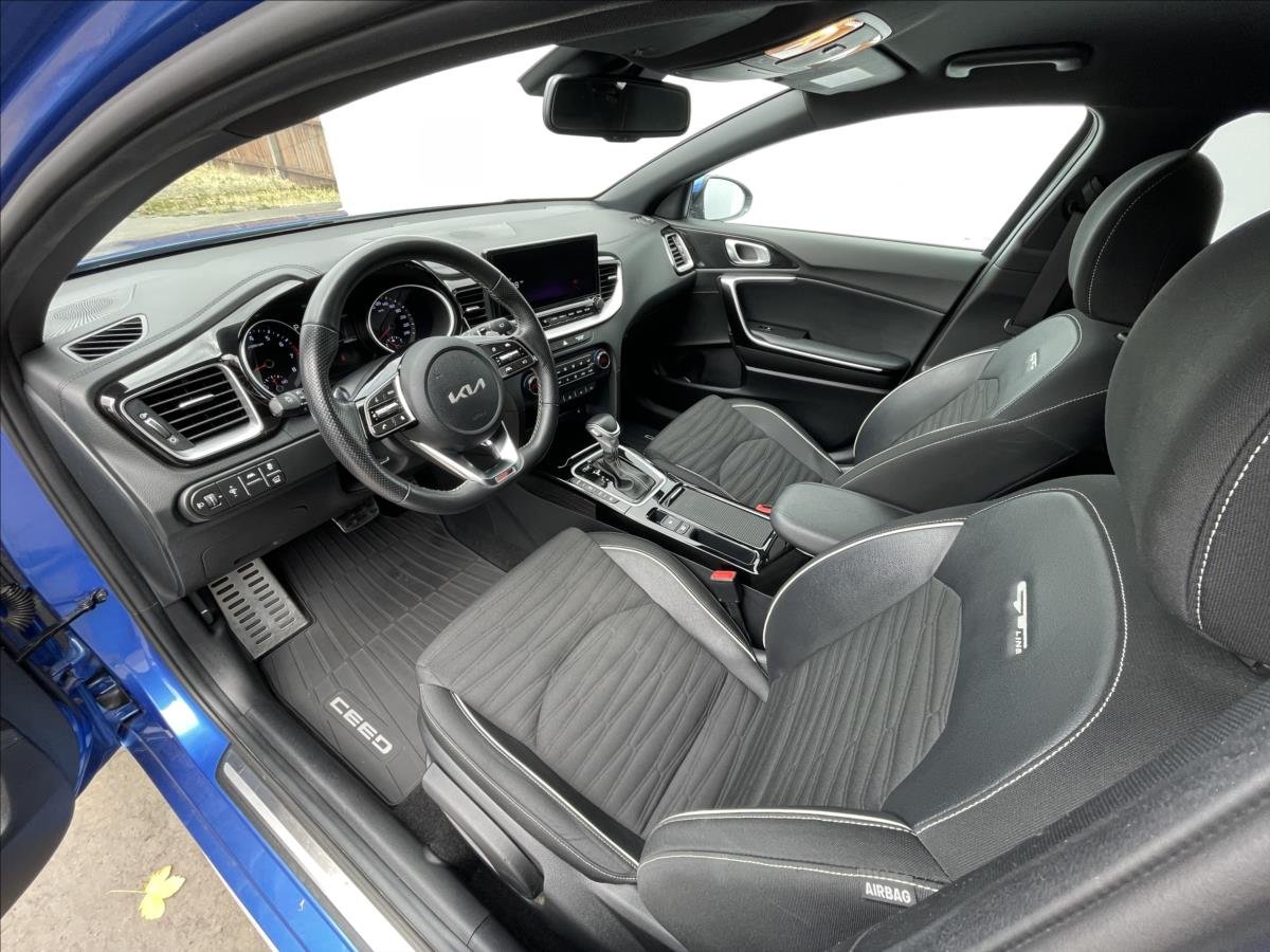 Kia ProCeed