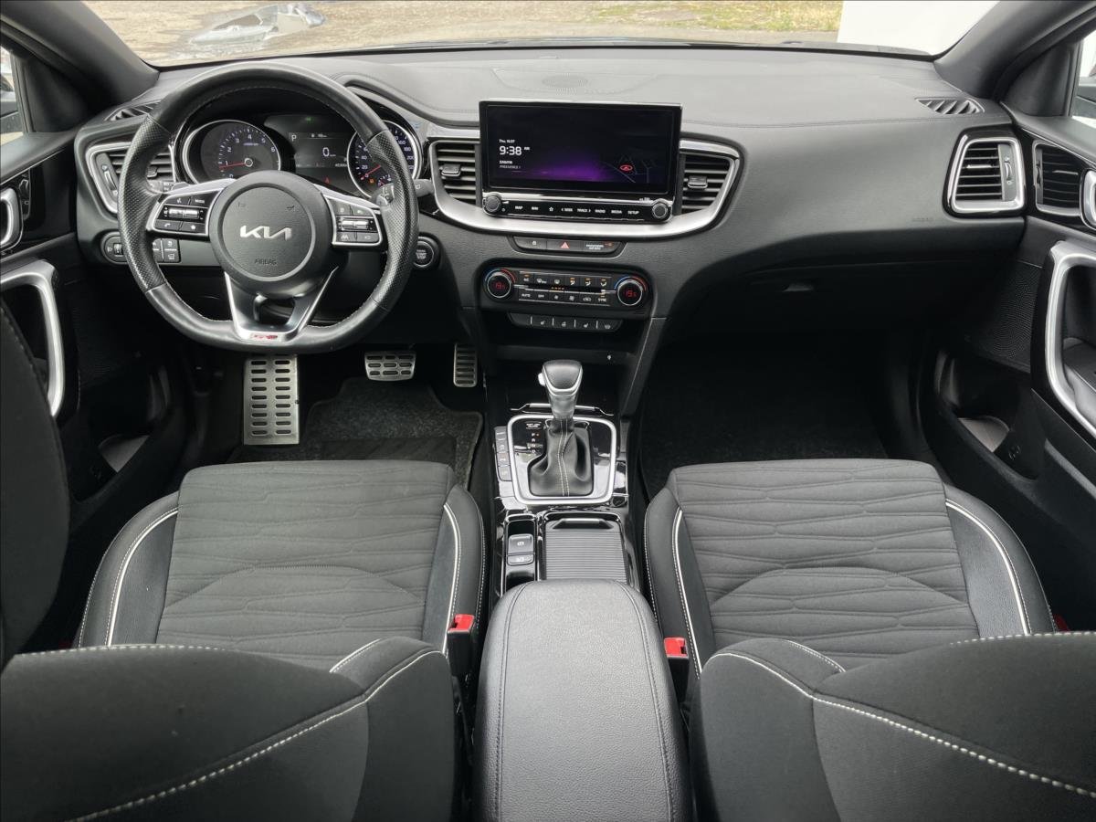 Kia ProCeed