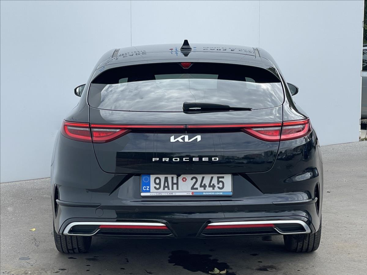 Kia ProCeed