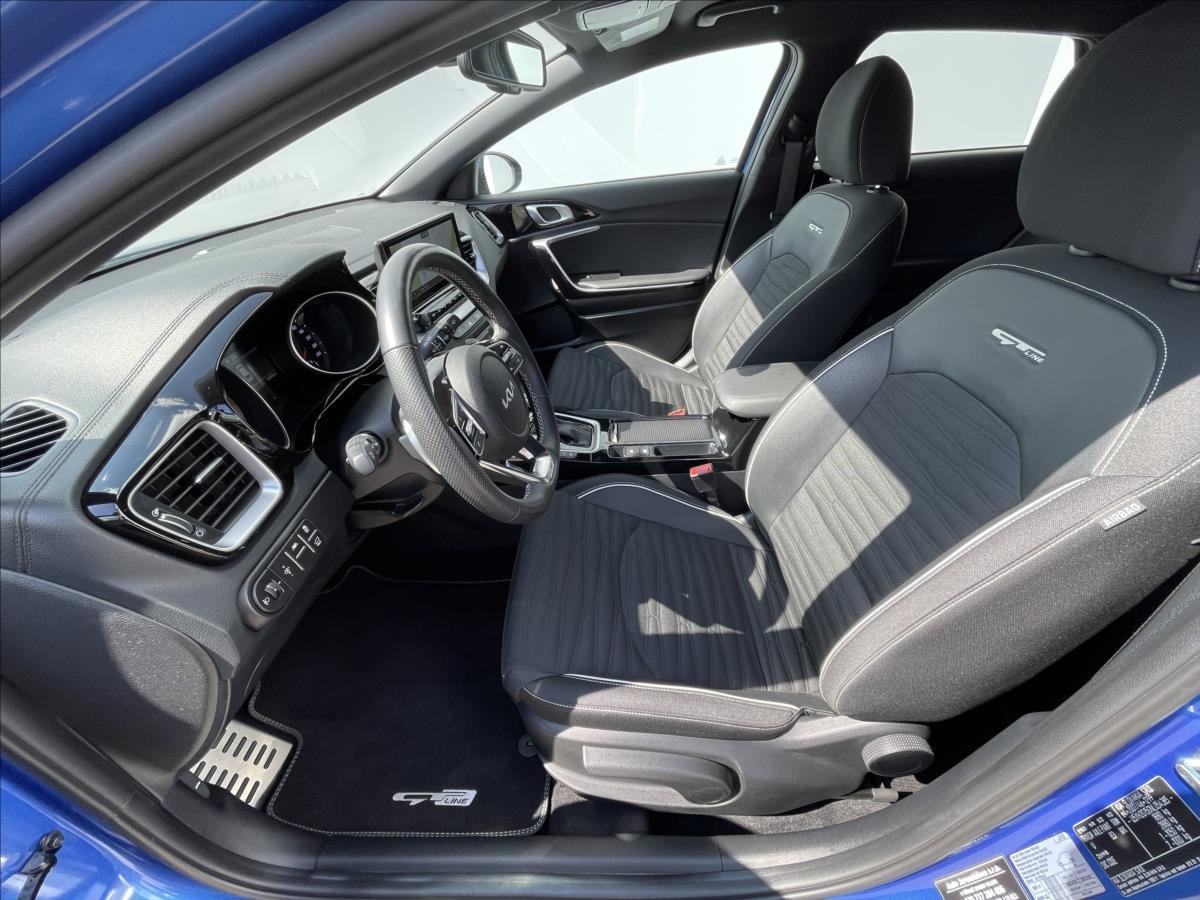 Kia ProCeed